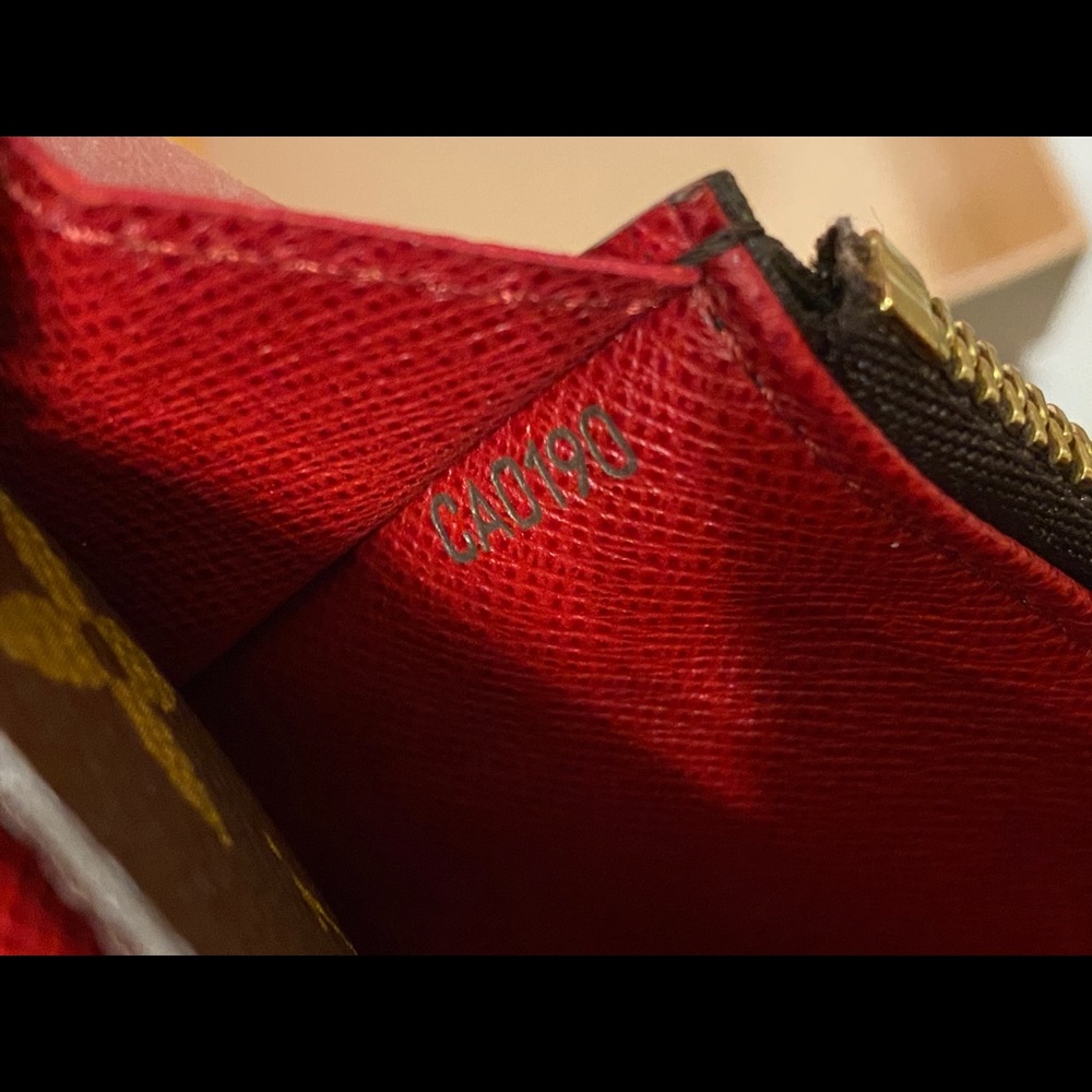 Authentic Louis Vuitton Wallet - Picture 6 of 8